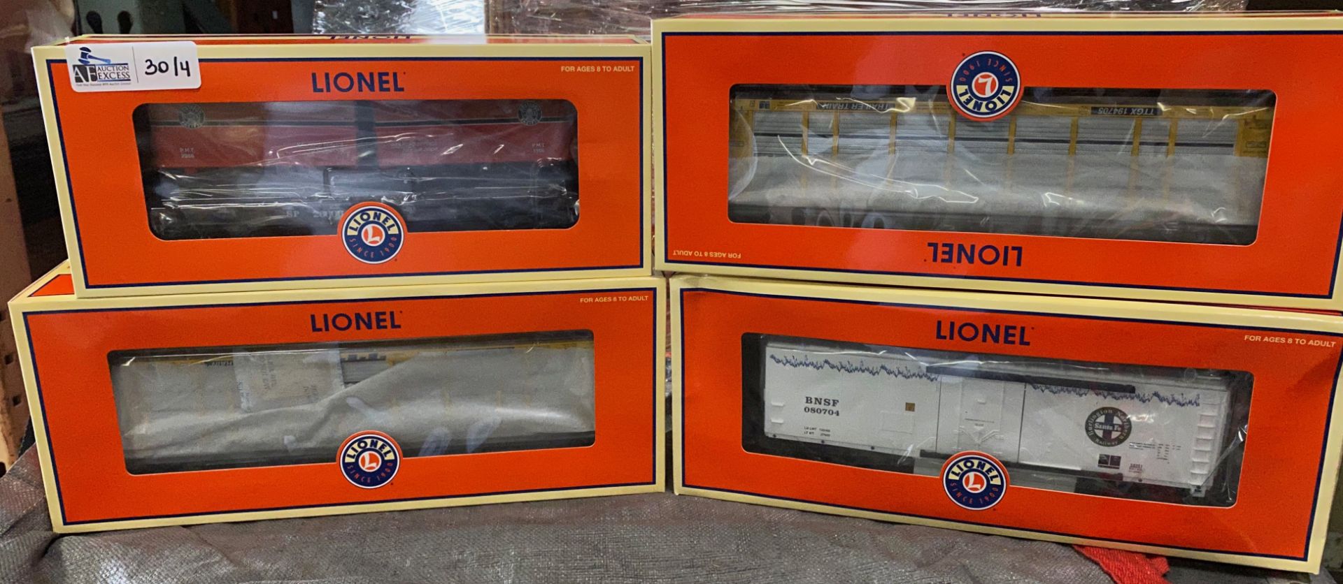 LOT OF 4 LIONEL TRAINS