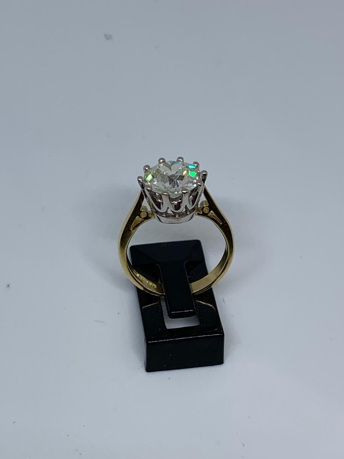 Fine 18ct gold / diamond ring - Image 3 of 11