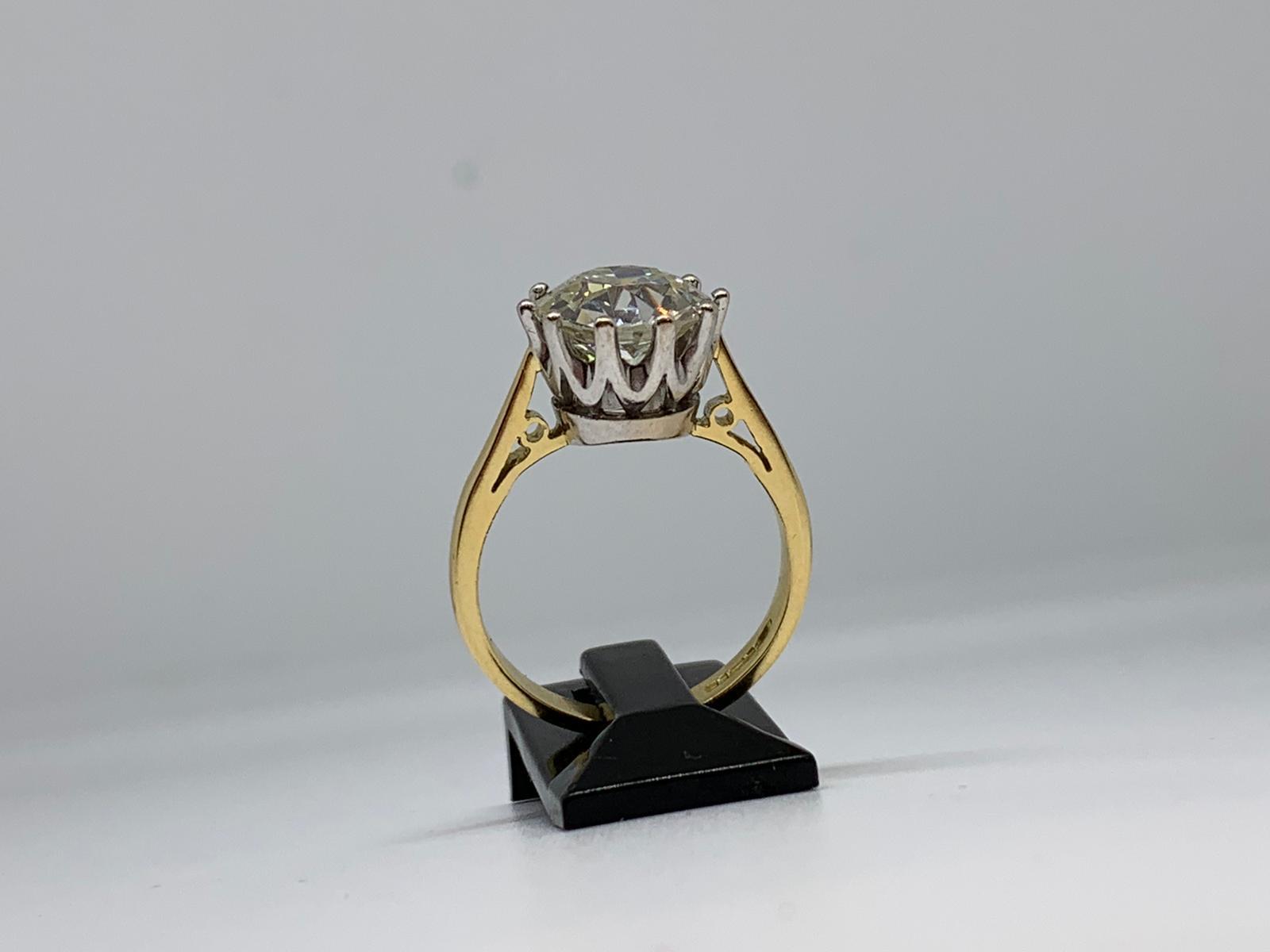 Fine 18ct gold / diamond ring - Image 4 of 11