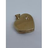 9ct gold locket