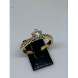 18ct gold ring