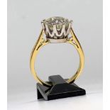 Fine 18ct gold / diamond ring