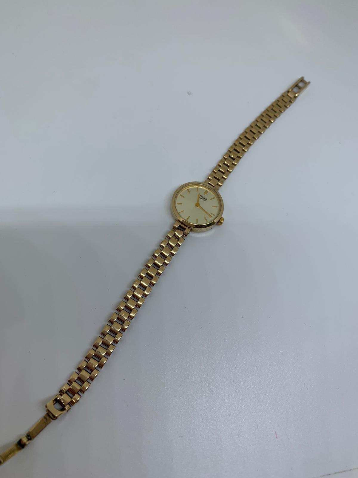 Ladies 9ct gold Citizen wristwatch - Image 2 of 2