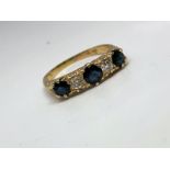 18ct gold ring