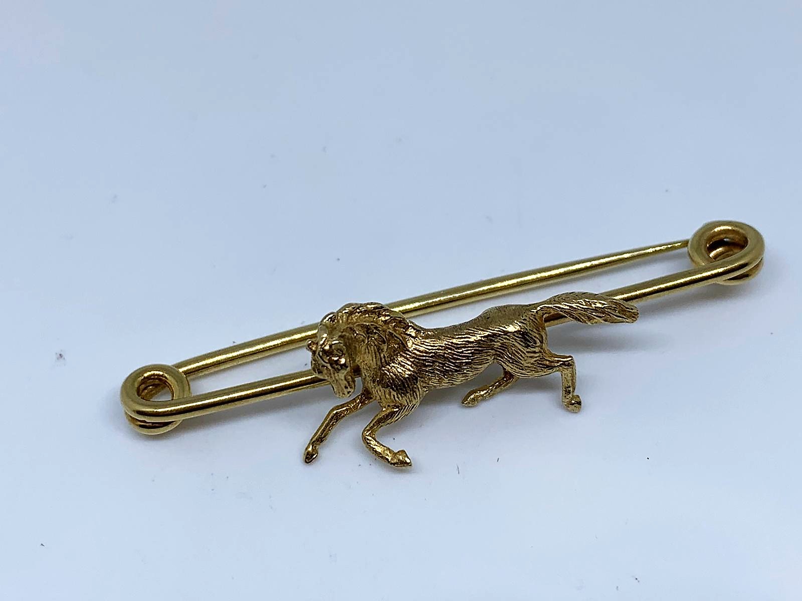 9ct gold brooch - Image 2 of 2