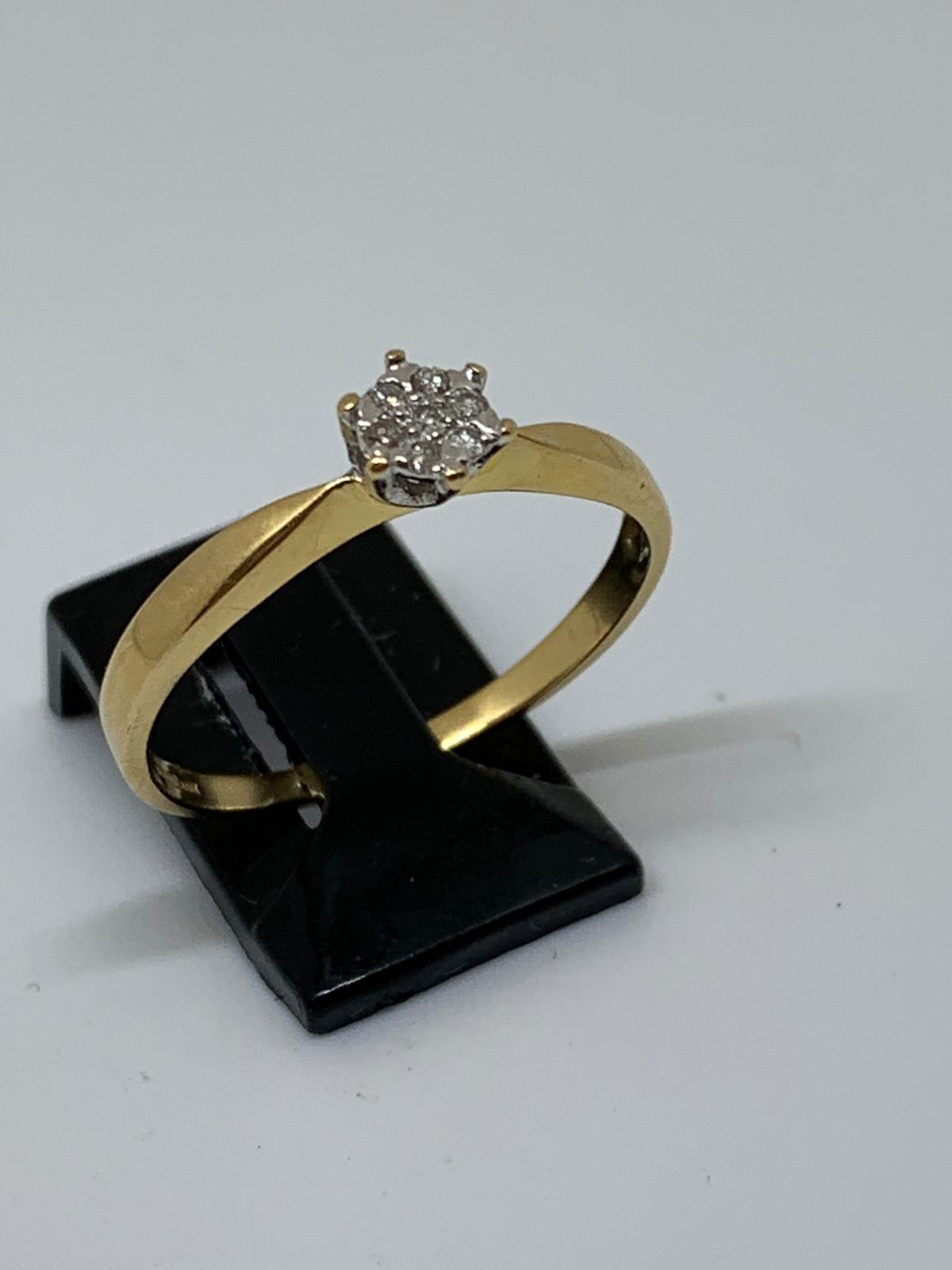 18 carat yellow gold diamond cluster ring