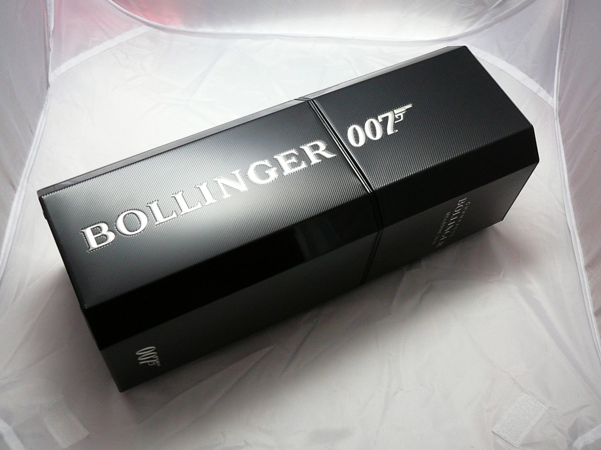 007 vacant Bollinger presentation box