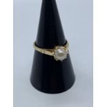 9ct gold pearl ring