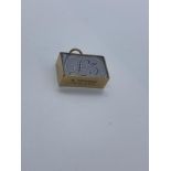 9ct gold £5 note charm