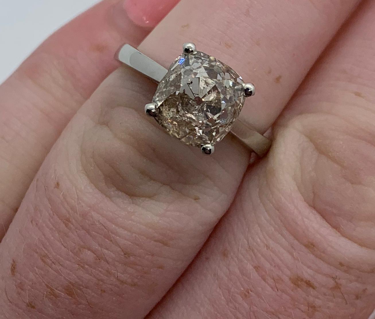 Platinum diamond ring - Image 6 of 13