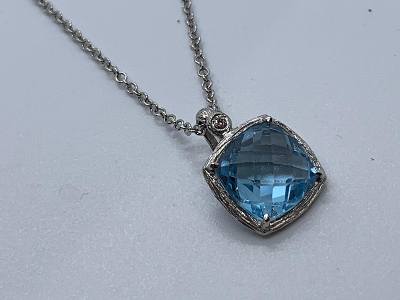 18ct white gold topaz & diamond pendant and chain - Image 2 of 3