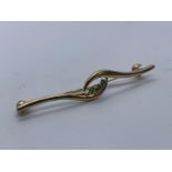 9ct gold brooch