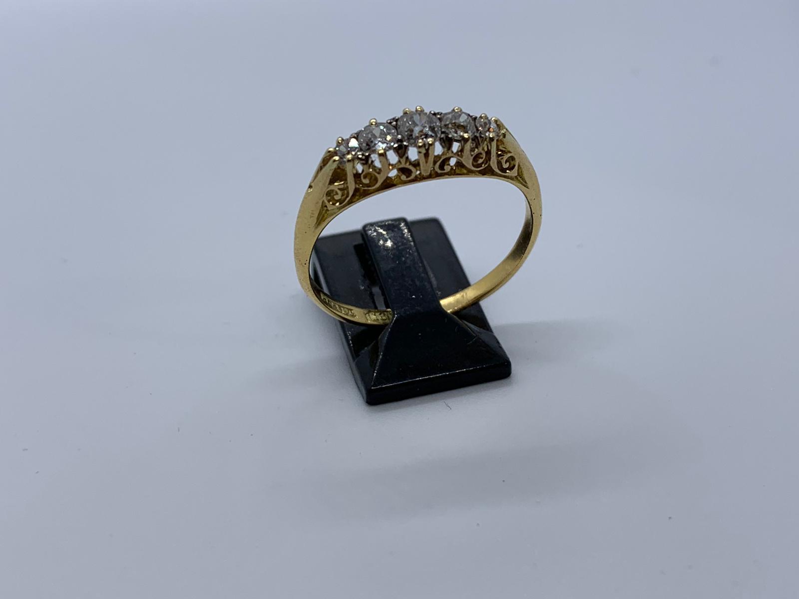 18ct gold diamond ring - Image 4 of 5