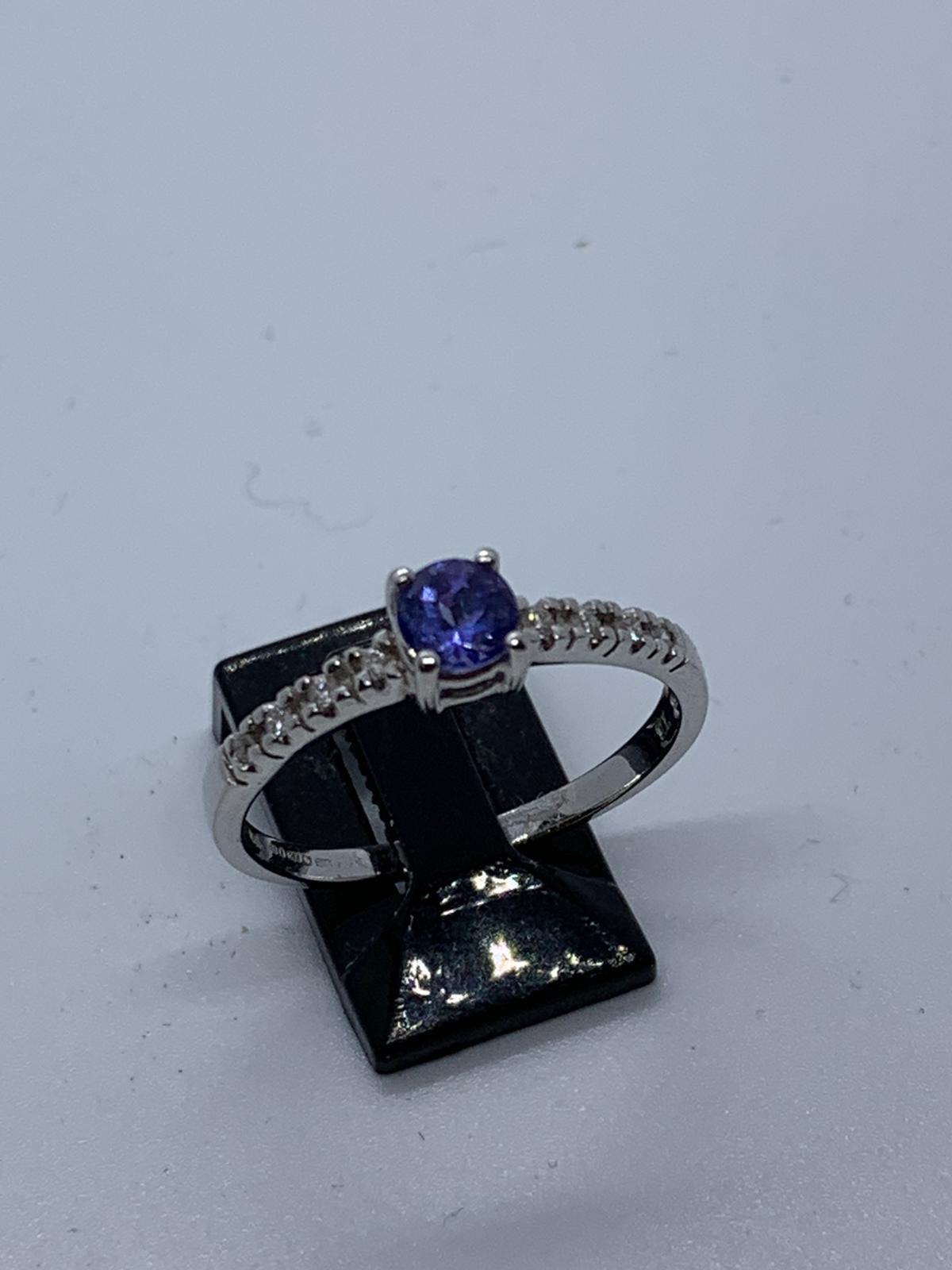 18ct white gold tanzanite & diamond ring