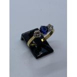 8ct gold sapphire & diamond ring