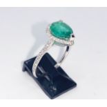 Platinum emerald & diamond ring