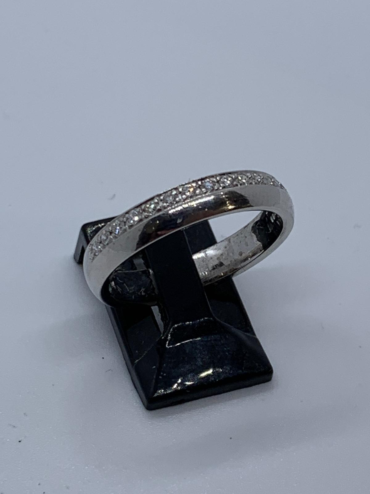 18ct white gold diamond ring