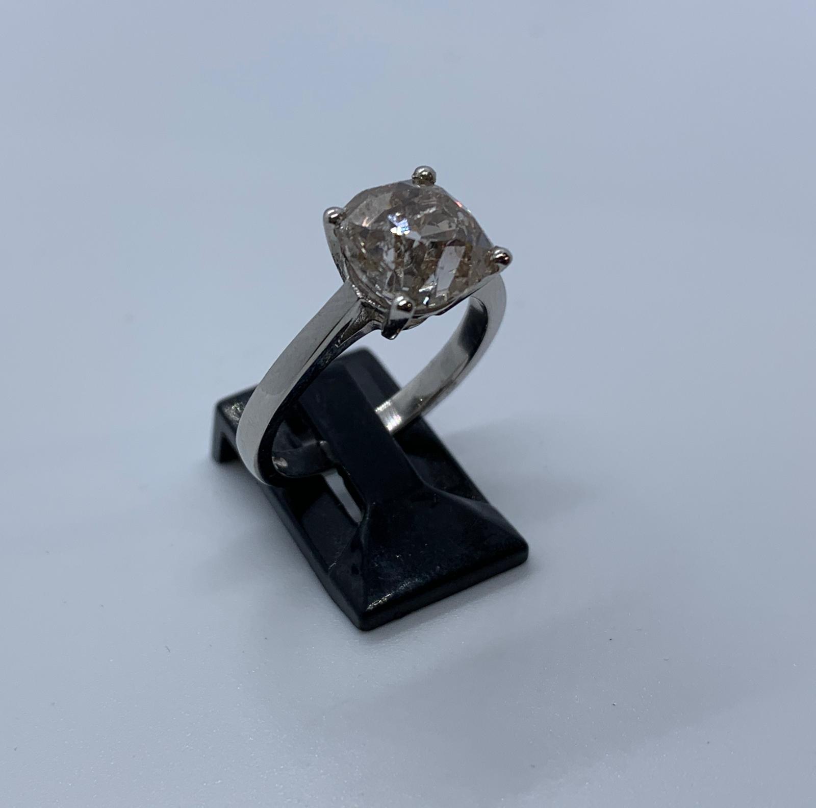 Platinum diamond ring - Image 13 of 13