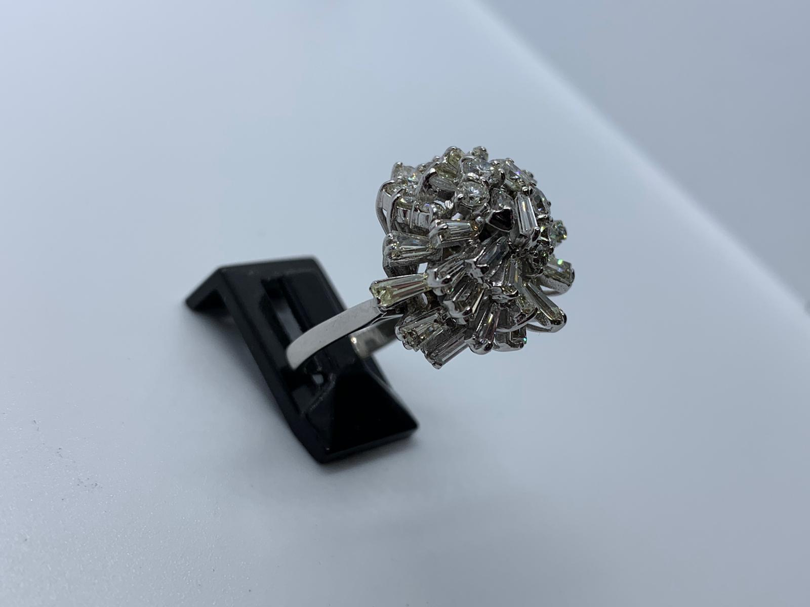 18ct white gold diamond ring - Image 3 of 4
