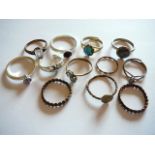 Assorted vintage ladies fashion rings