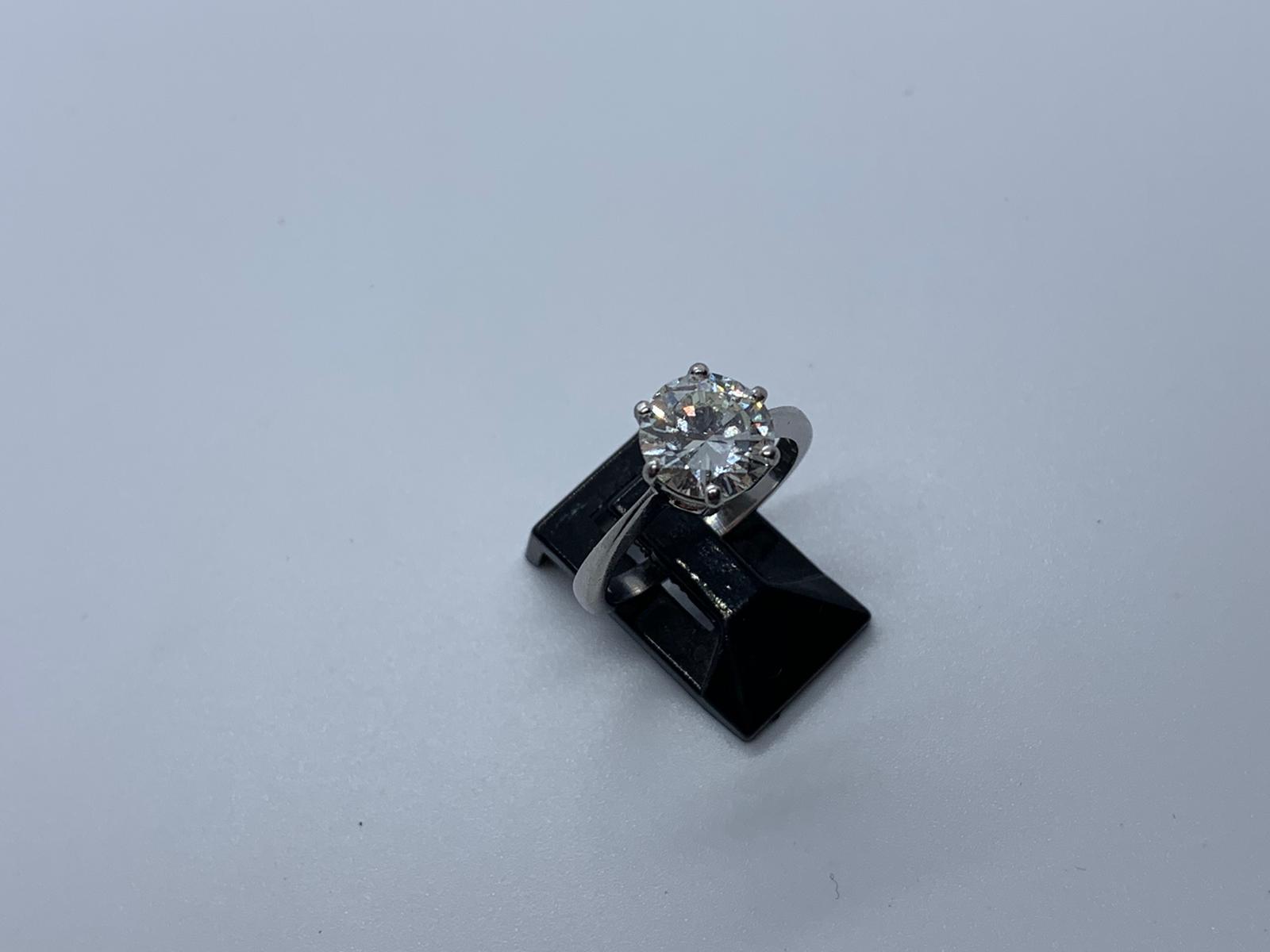Platinum diamond ring - Image 4 of 6