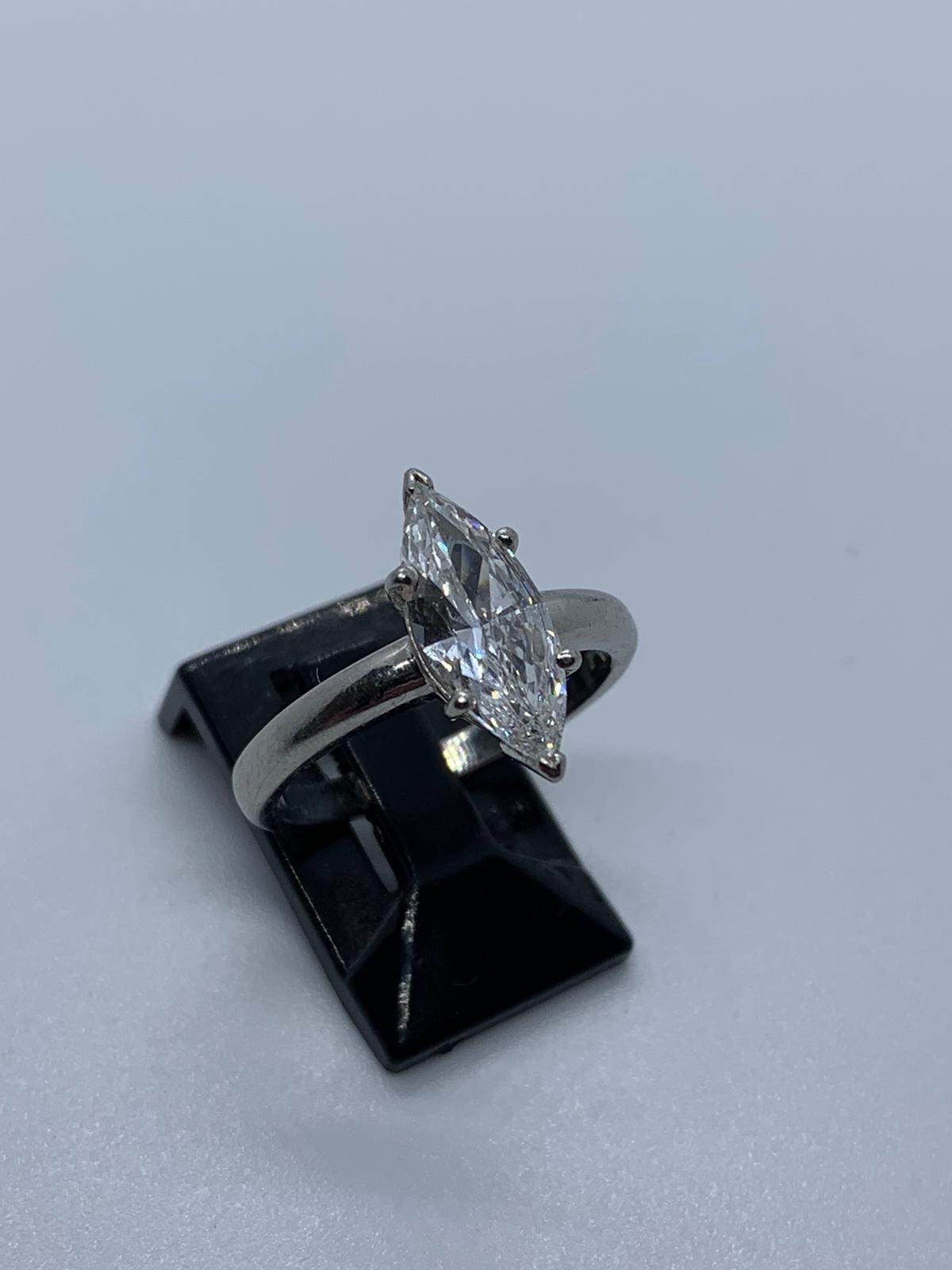Platinum single stone diamond ring - Image 3 of 7