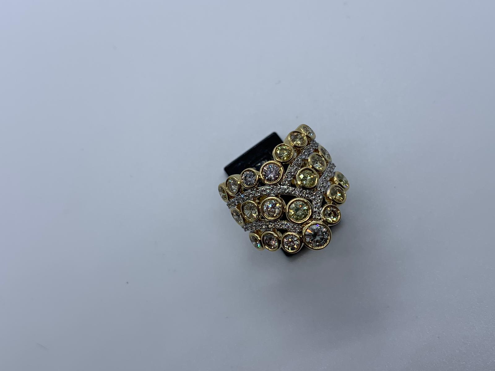 18ct gold diamond ring - Image 2 of 4