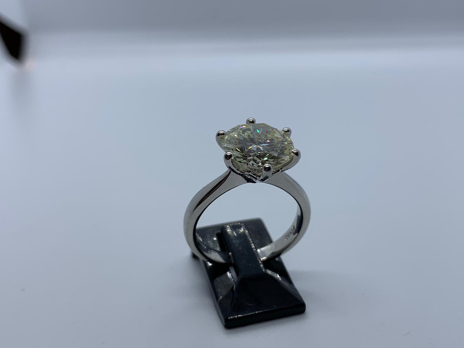 Platinum single stone diamond ring - Image 6 of 8