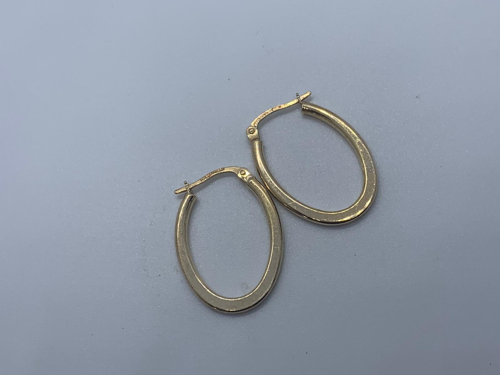 9ct gold earrings - Image 2 of 2