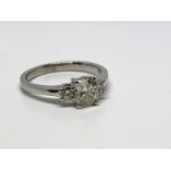 18ct white gold and diamond ring