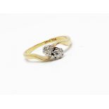 9ct gold and platinum diamond ring