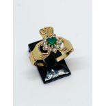 9ct gold agate and CZ claddagh ring