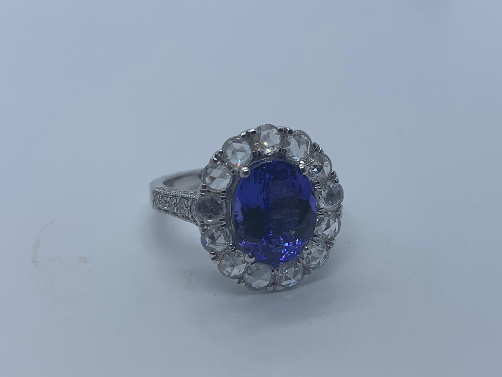 18ct white gold tanzanite and diamond ring - Image 5 of 5