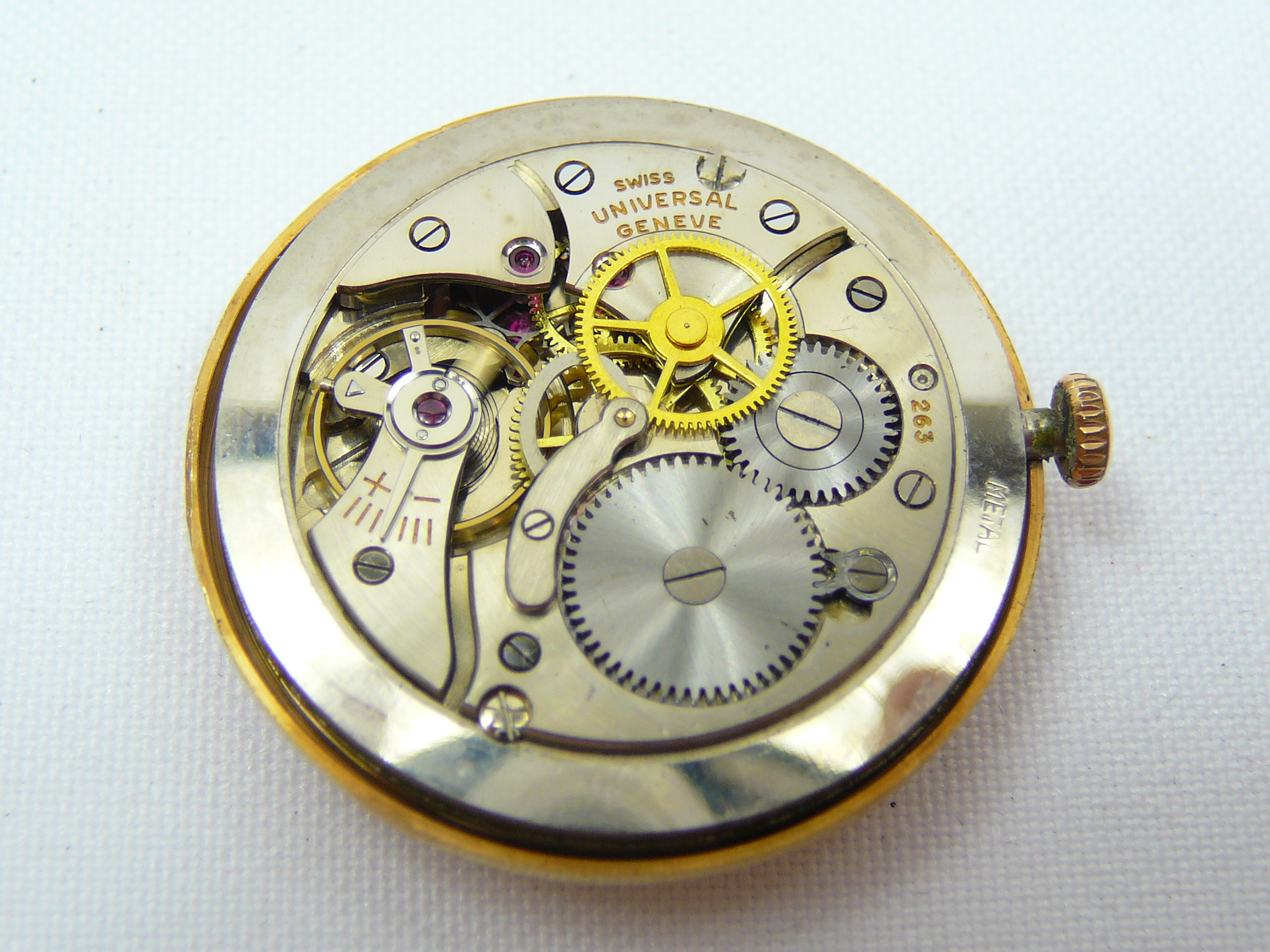 Gents Vintage Gold Universal Wrist Watch - Image 8 of 9