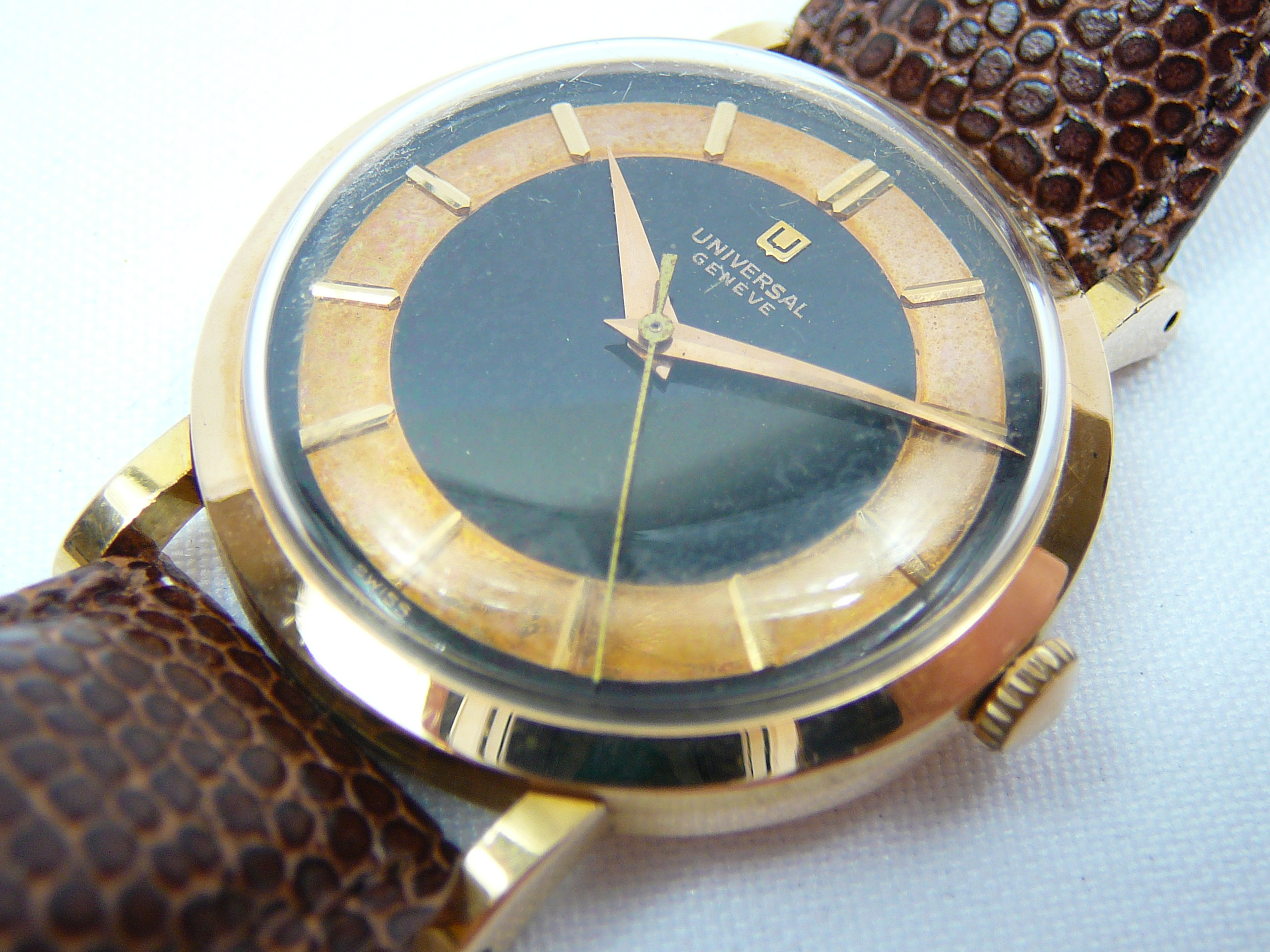 Gents Vintage Gold Universal Wrist Watch - Image 3 of 9