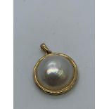 9ct pearl pendant