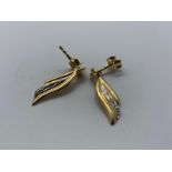 18ct two col. gold diamond drop earrings