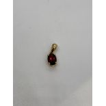 18ct gold garnet pendant