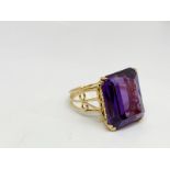 18ct gold alexandrite ring