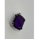 9ct gold amethyst pendant