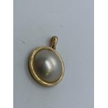 9ct pearl pendant