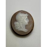 15ct gold cameo brooch