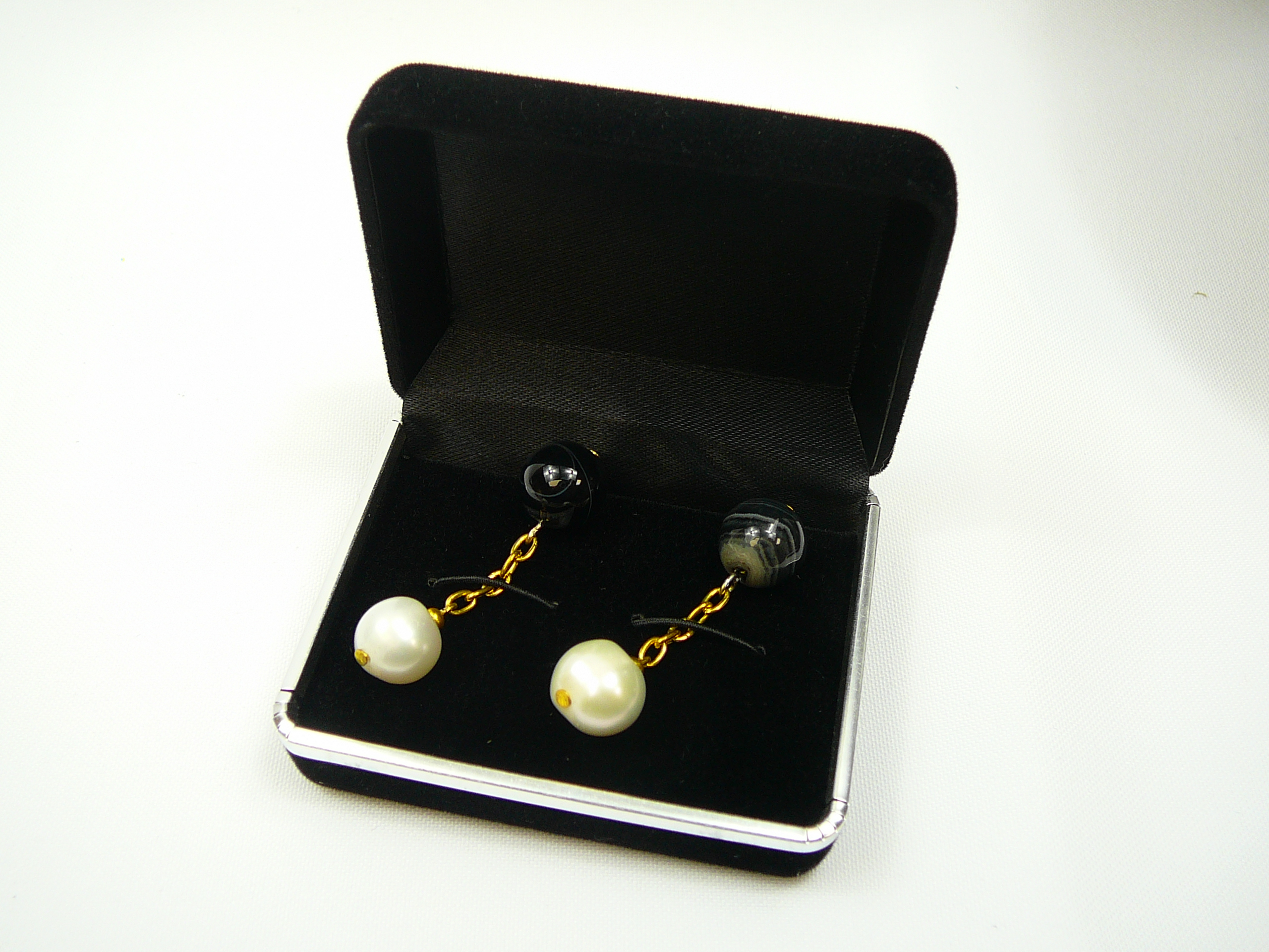 Agate and pearl cufflinks - Image 5 of 5