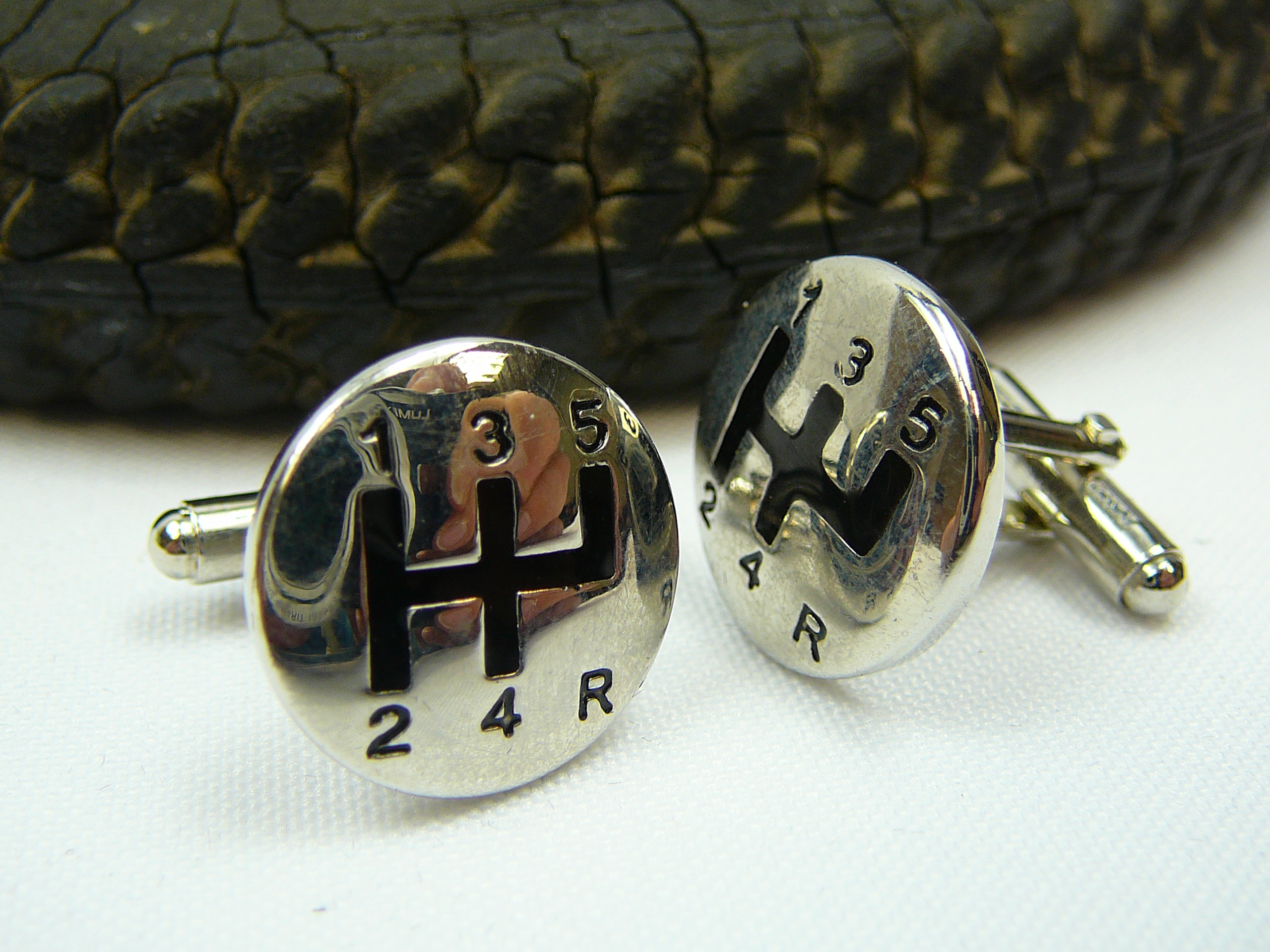 5 speed manual cufflinks!