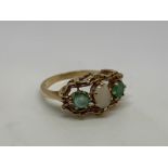 9ct gold emerald and opal ring