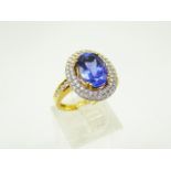 18ct gold tanzanite and diamond ring