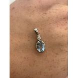 18ct white gold aqua marine pendant