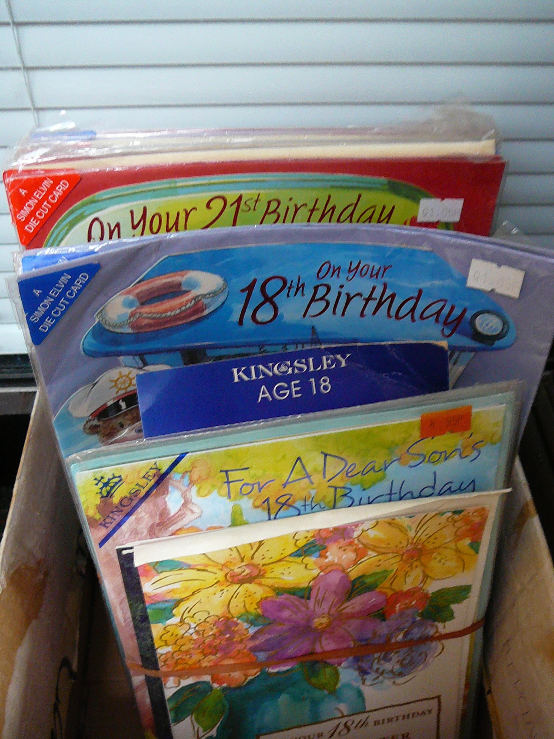 Approx 2000 mixed birthday and occasion cards - Image 8 of 13