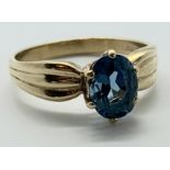 9ct gold topaz ring