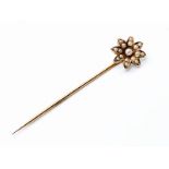 9ct gold pearl stick pin